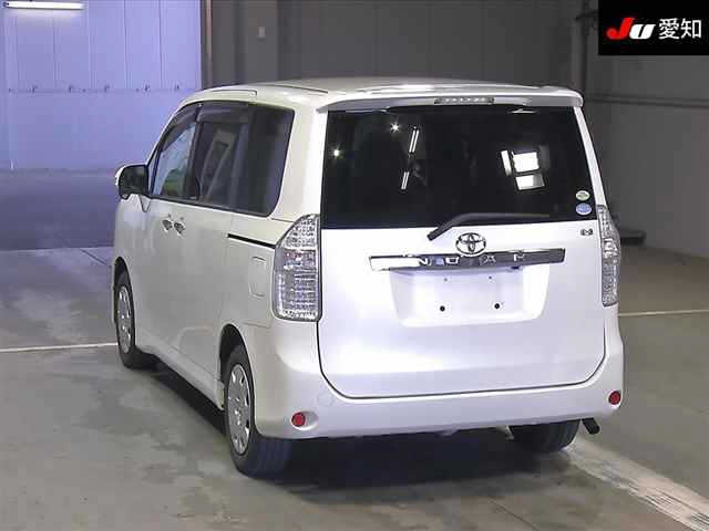 2009 TOYOTA NOAH X SMART EDITION